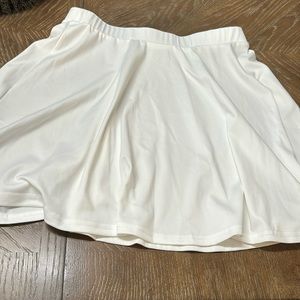 SHEIN White Flowy Mini Skirt, XL